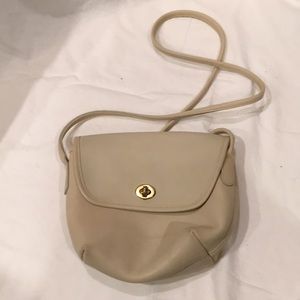 Coach vintage leather beige crossbody bag